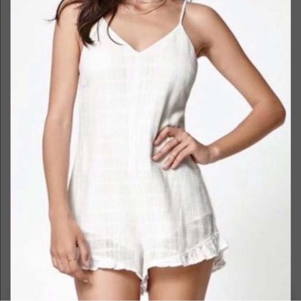 Women's White Sleeveless Romper